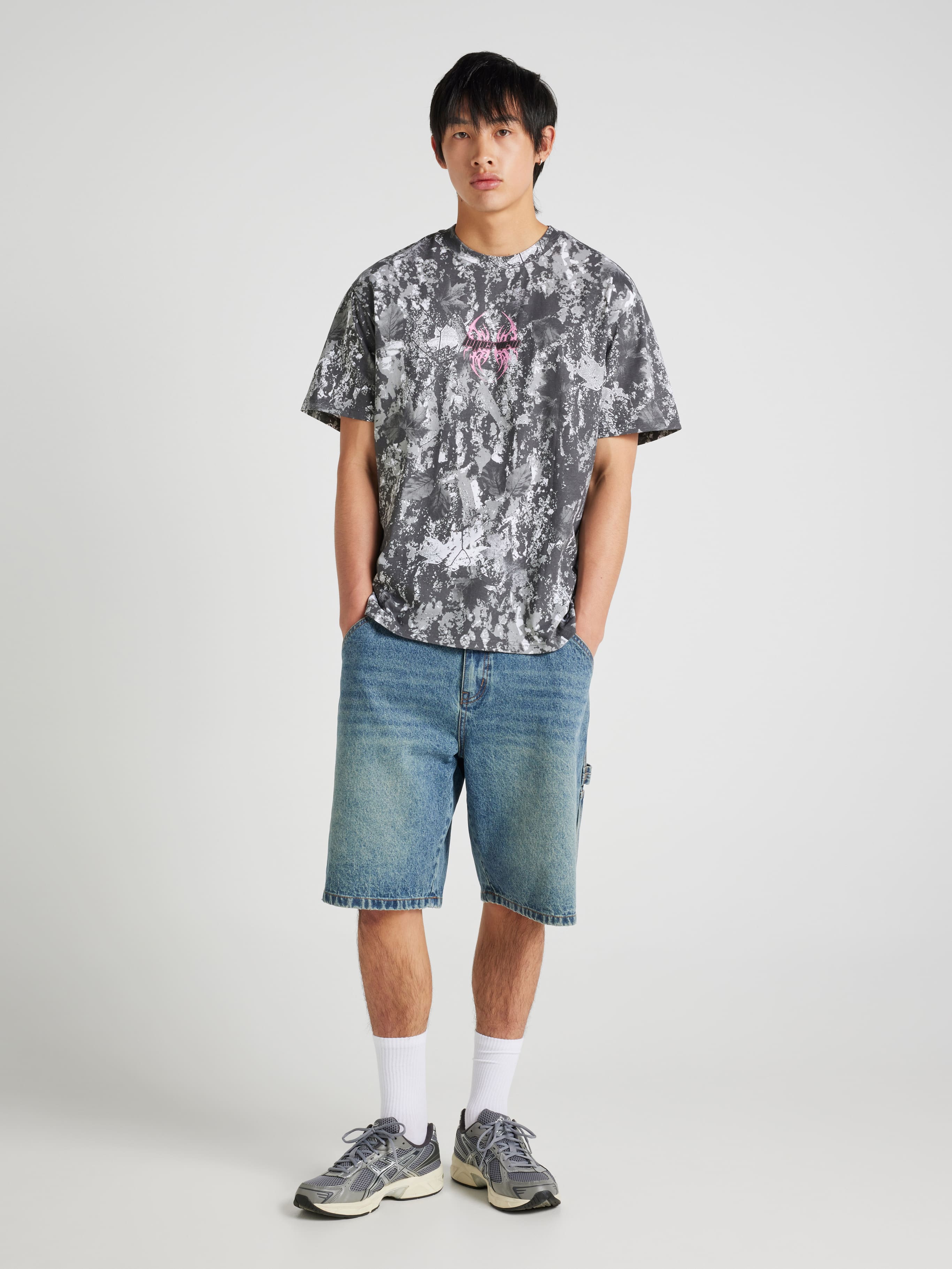 Hyperview Nature Camo Relaxed Tee