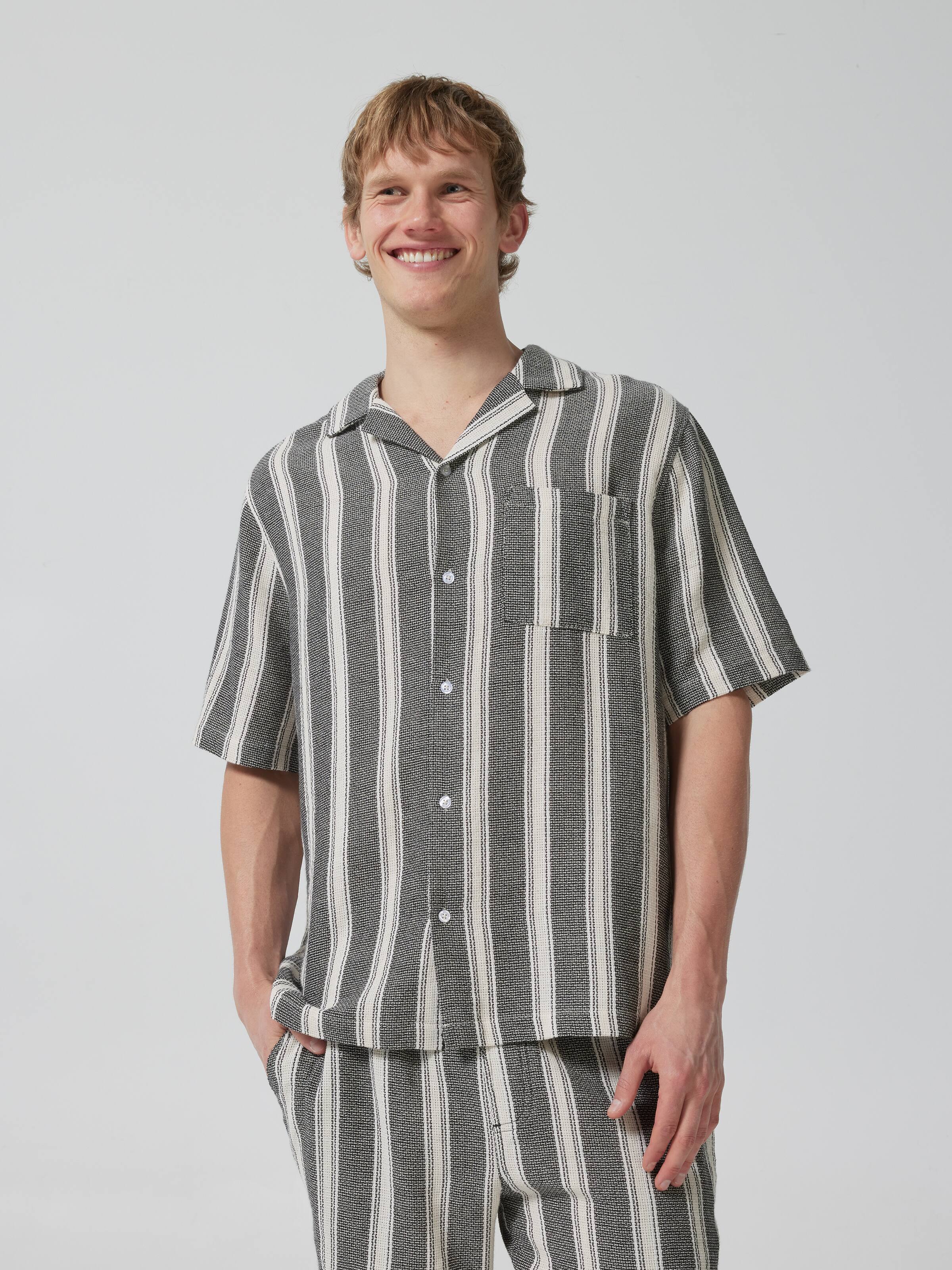 V-Stripe Byron Suit Shirt