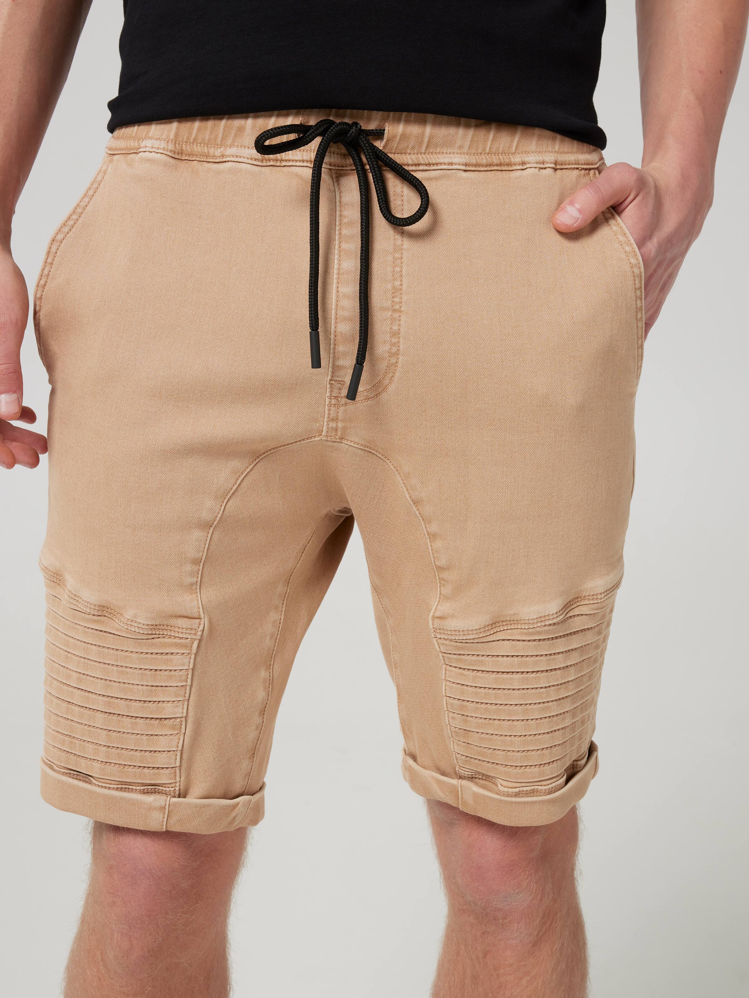 Flex It Jack Pintuck Short
