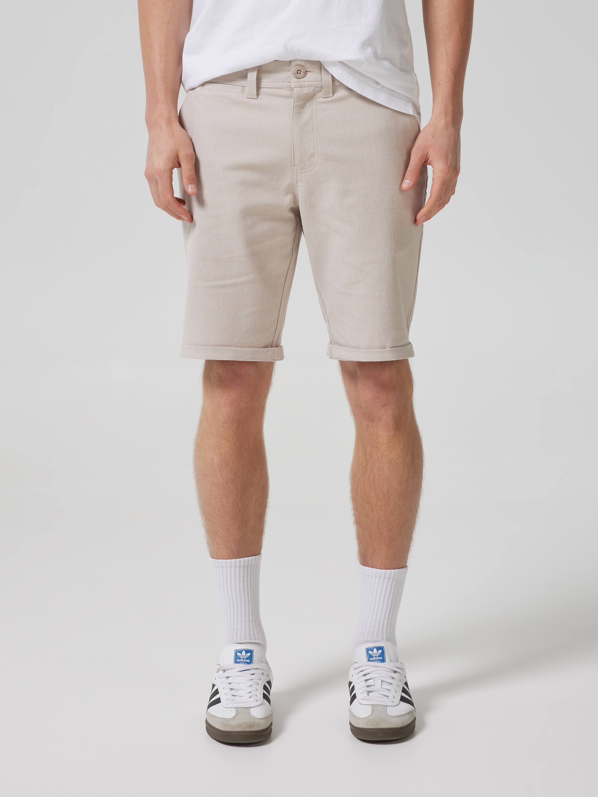 Chino Short Texture