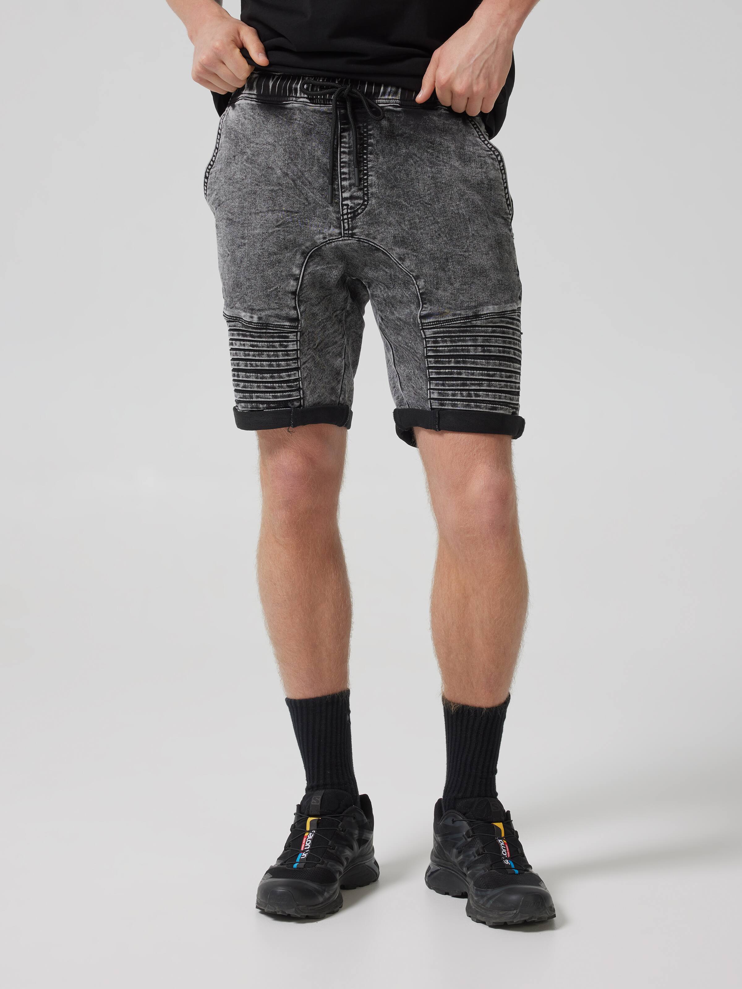 Flex It Jack Pintuck Short