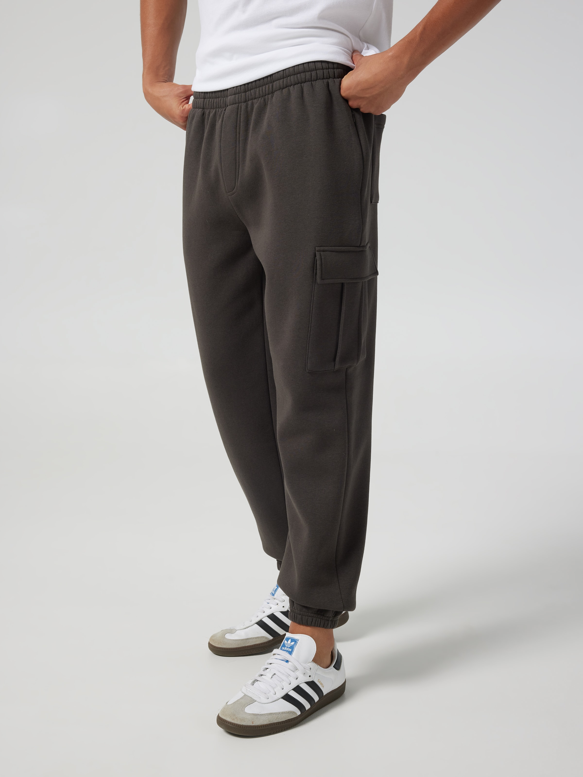 Levi Loose Cargo Trackpant