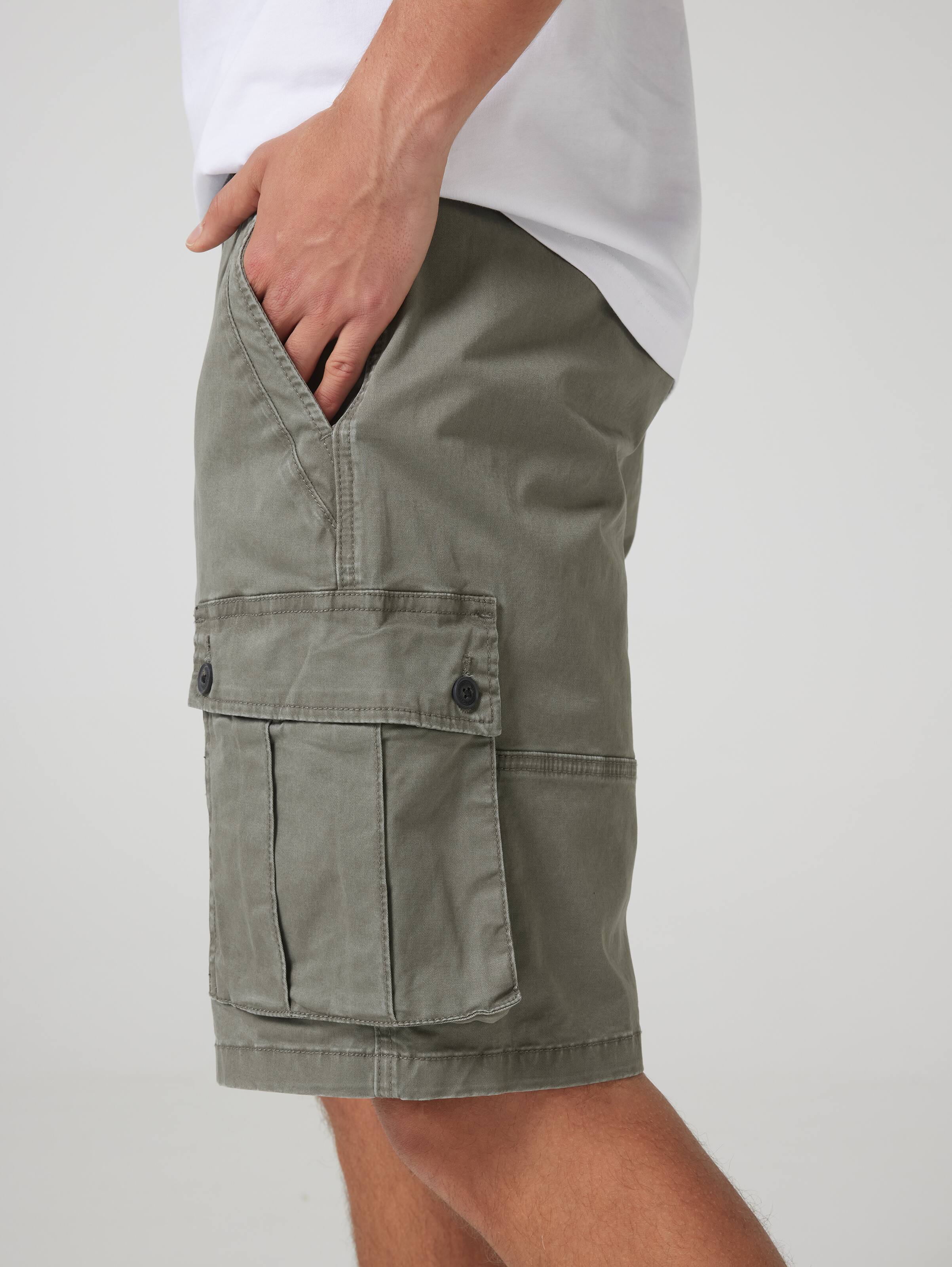 Fraser Fixed Waist Cargo Short