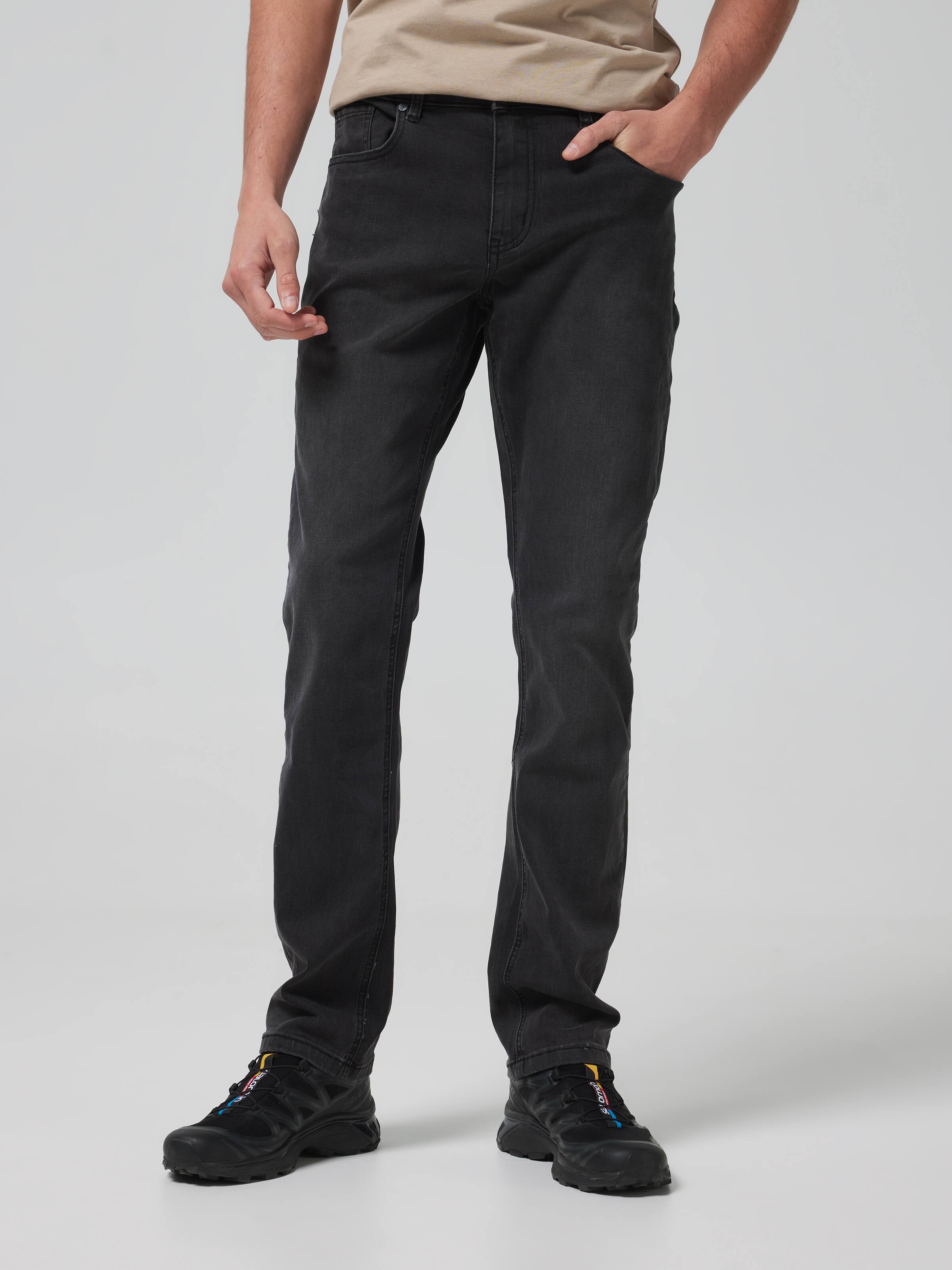 Ash Slim Straight Jean