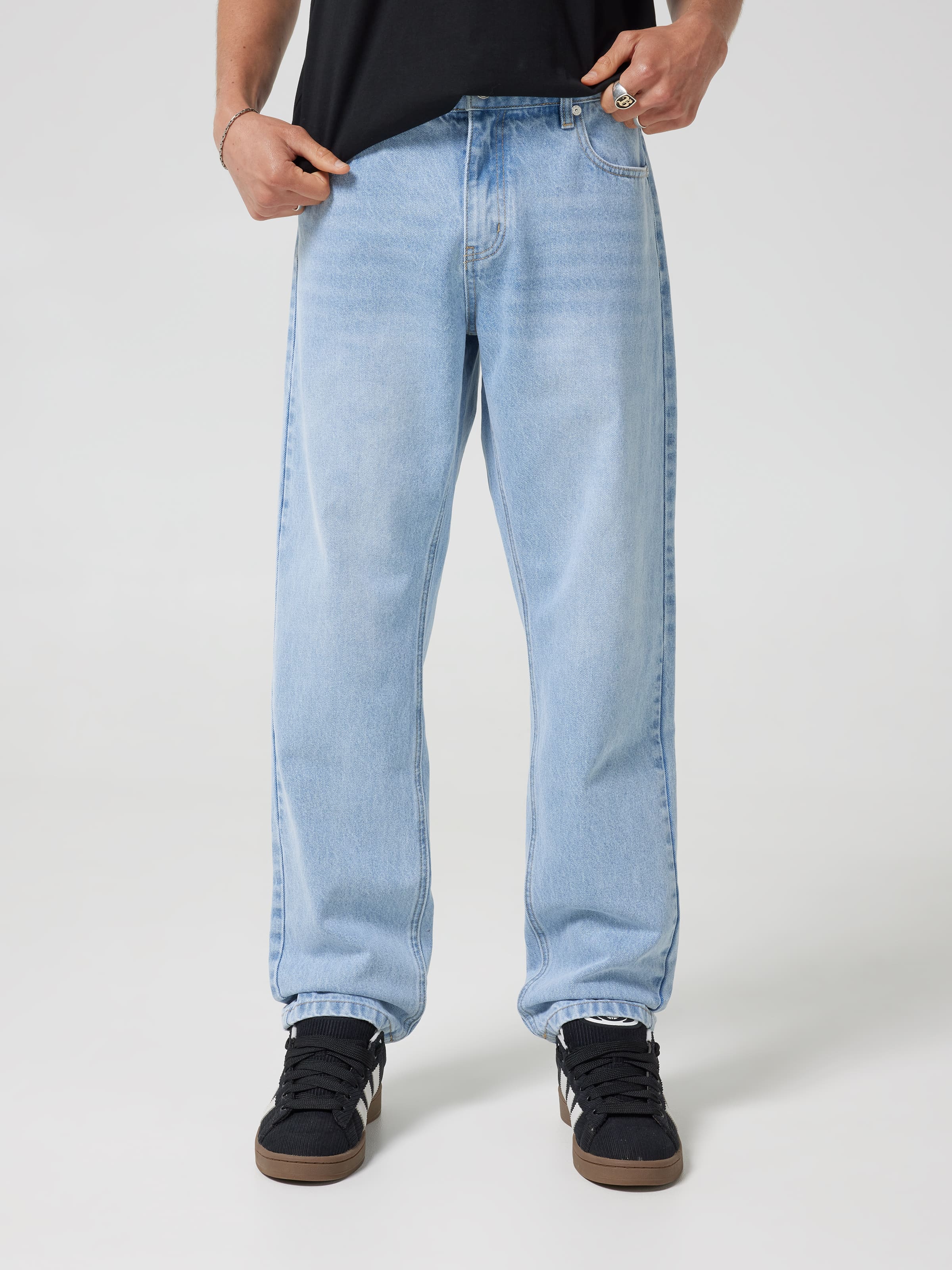 Spencer Straight Jean