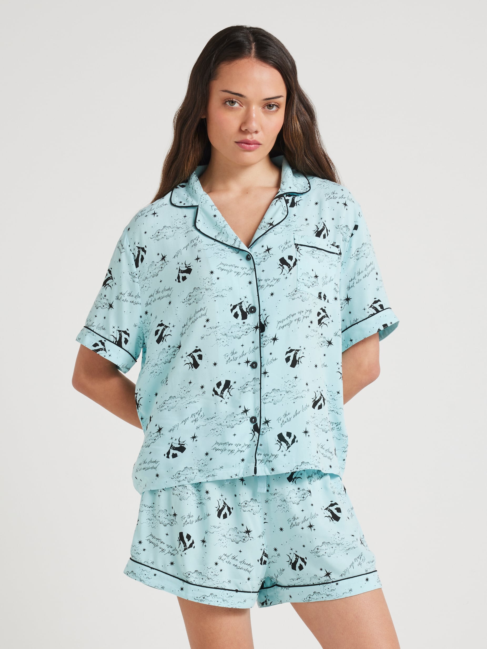 Acotar Pyjama Gift Set