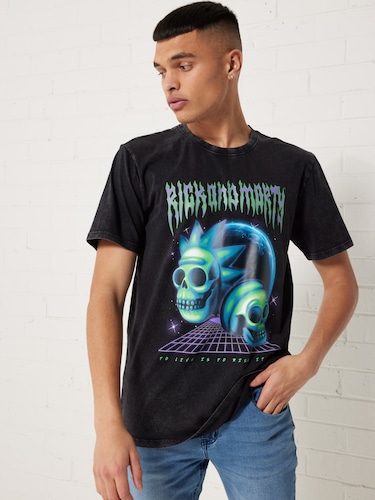 Rick And Morty Trippy Skull Tee                                                                                                 