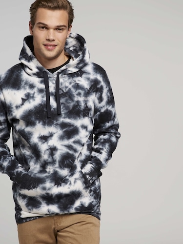 V-Stripe Byron Suit Shirt                                                                                                       