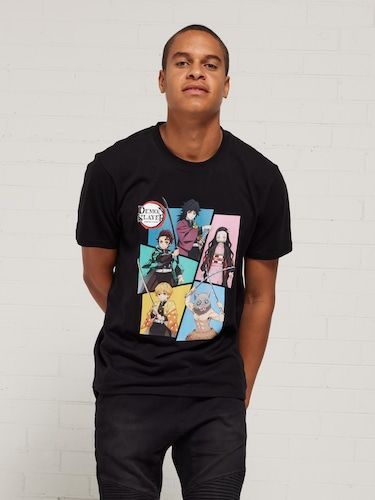 Demon Slayer Jagged Group Tee                                                                                                   