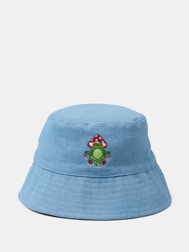Fashion Bucket Hat                                                                                                              