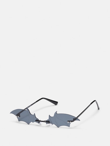 Novelty Batwing Sunglasses                                                                                                      