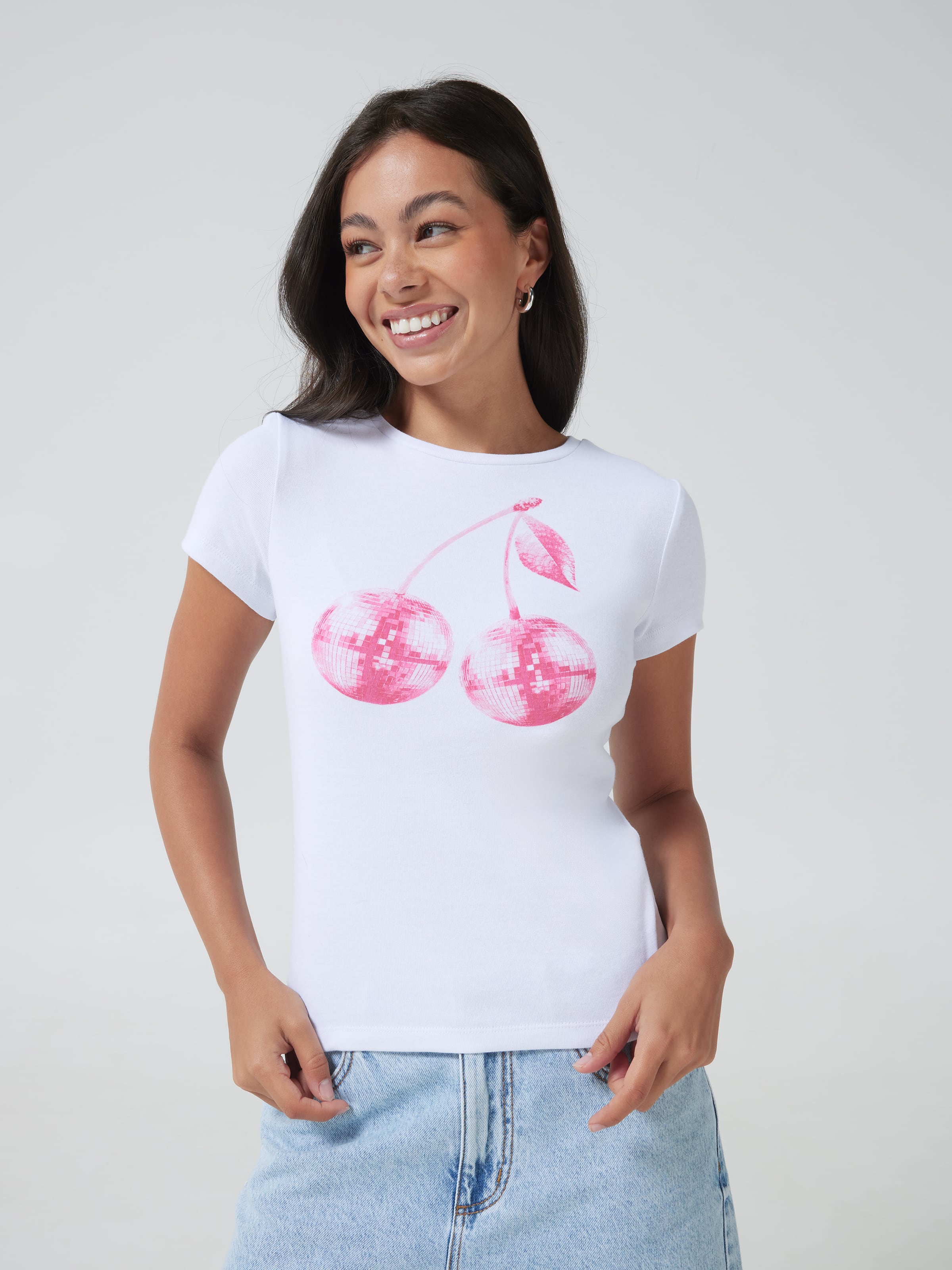 Vintage Ibiza cherry ☮️ baby tee 🍒🩵💞
